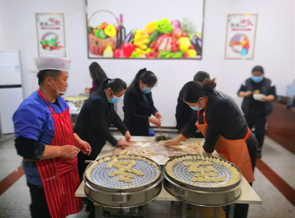 陜煤建設(shè)礦建三公司：冬至快樂(lè)！我們都是“嚼餃者”