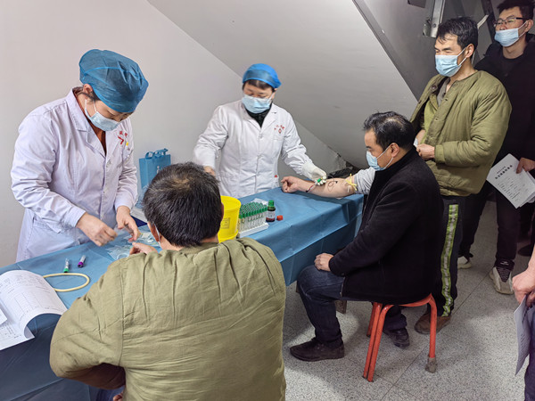 陜煤建設(shè)機(jī)電安裝公司西卓項目部職工崗前體檢保健康