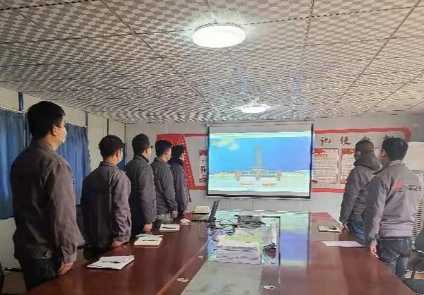 陜煤建設銅煤公司多種形式開展“清明祭英烈”活動