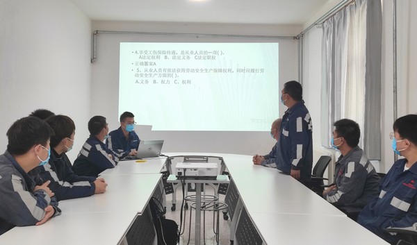 陜煤建設(shè)洗選煤運(yùn)營公司第五項(xiàng)目部：抓管理、促學(xué)習(xí)、青年職工敢為人先