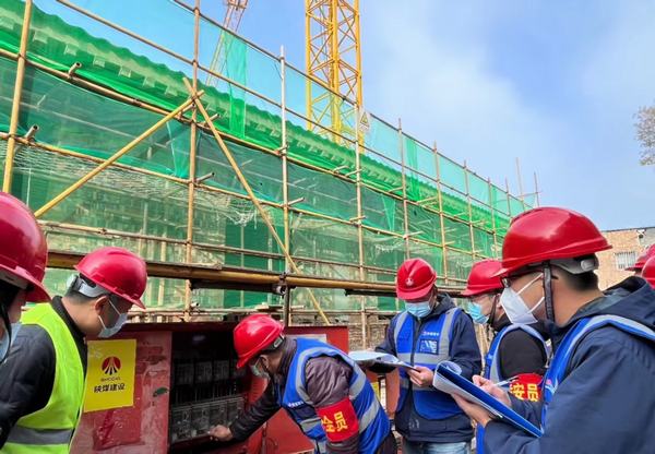 組“團(tuán)”踐行新思想，躬“青”展現(xiàn)新作為