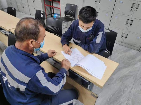 陜煤建設(shè)洗選煤運營公司紅柳林洗煤廠項目部： “細、實、嚴(yán)”三字訣 保安全 促生產(chǎn)