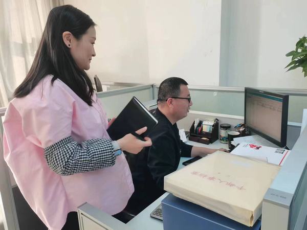 煤礦運(yùn)營服務(wù)分公司：追夢新時(shí)代 巾幗綻芳華