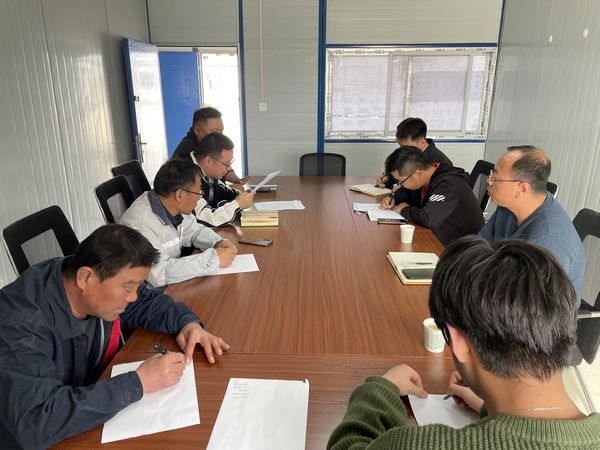 陜煤建設(shè)天工公司新疆第一項(xiàng)目部：靶心向內(nèi)挖潛力，開足馬力搞建設(shè)