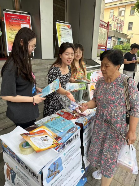 陜煤建設(shè)機電安裝公司開展安全咨詢?nèi)栈顒?></div>
                                <div   id=