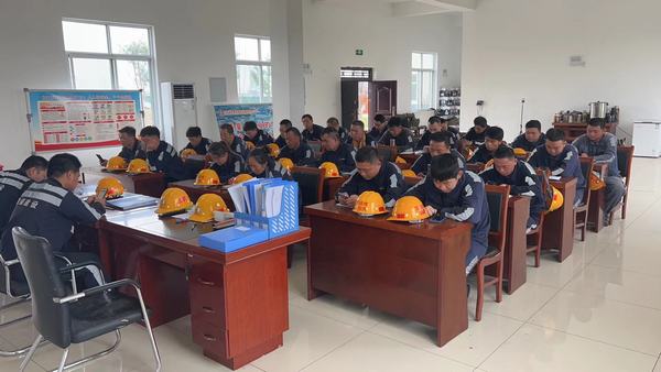 陜煤建設(shè)洗選煤運(yùn)營(yíng)公司神渭蒲城運(yùn)營(yíng)項(xiàng)目部：堅(jiān)持“黨建+安全”，筑牢安全生產(chǎn)堡壘