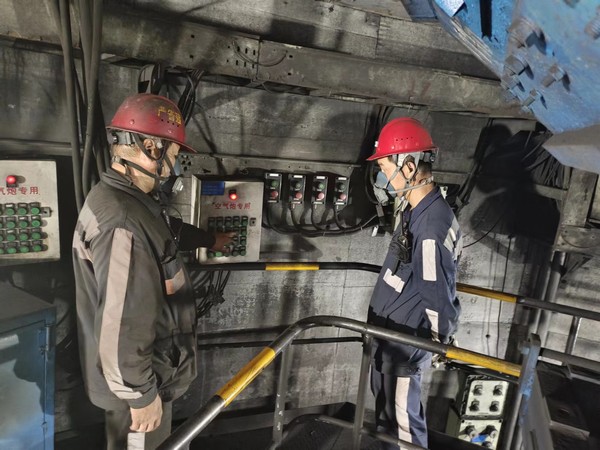 陜煤建設(shè)洗選煤運營公司澄合山陽運營項目部：喜逢金秋碩果時，不忘思源記師恩