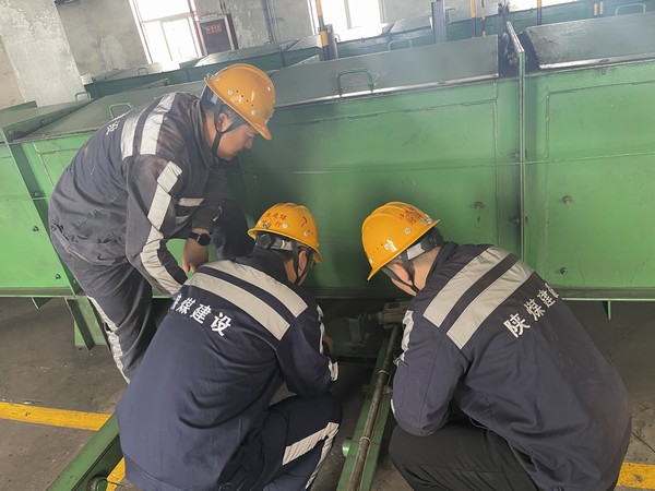 陜煤建設(shè)洗選煤運營公司神渭首端運營項目部： 精益求精抓細節(jié)，心明眼亮保生產(chǎn)