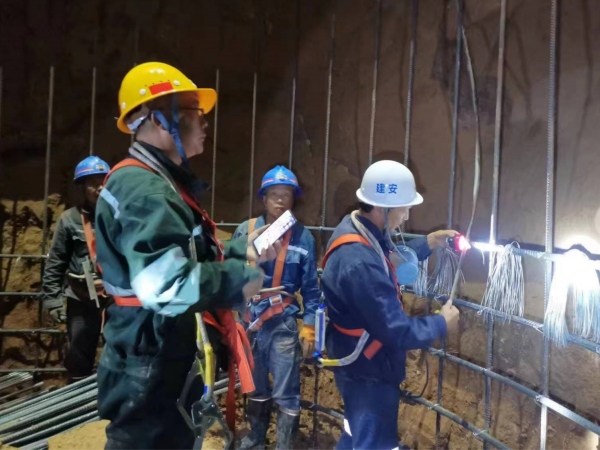 陜煤建設(shè)礦建三公司董東項目部順利完成專用回風(fēng)立井表土段施工