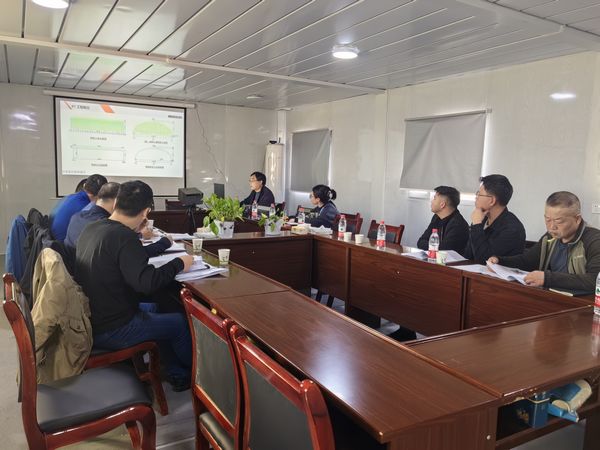 陜煤建設(shè)天工公司新疆第一項(xiàng)目部儲煤棚鋼結(jié)構(gòu)網(wǎng)架超危大工程一次性通過專家論證