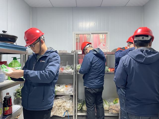 陜煤建設(shè)韓城分公司土建二項目部：加強“兩堂一舍”管理用心服務(wù)職工