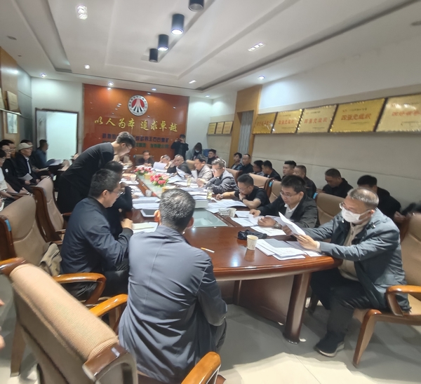 陜煤建設(shè)銅煤公司第三項(xiàng)目部承建的王石凹煤礦工業(yè)遺址公園游客服務(wù)中心項(xiàng)目順利通過竣工驗(yàn)收