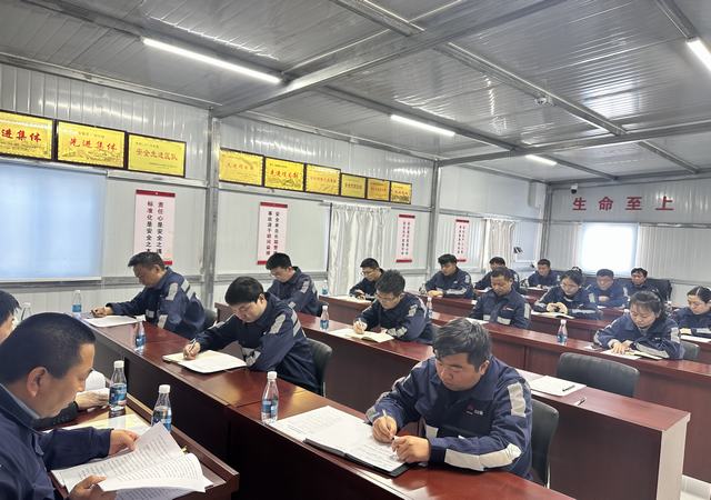 陜煤建設(shè)洗選煤運(yùn)營公司第三項(xiàng)目部：鍛造安全“主心骨”，夯實(shí)安全“壓艙石”