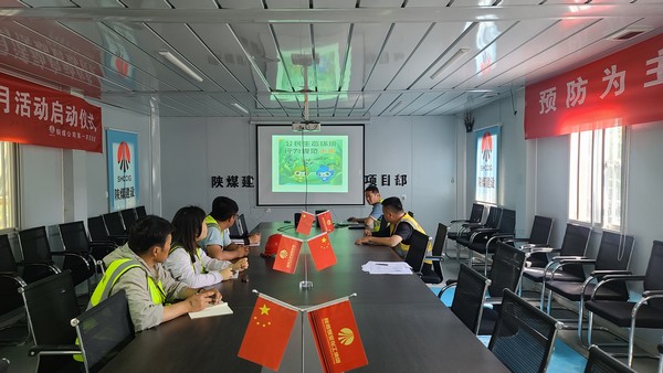 陜煤建設(shè)銅煤公司第一項(xiàng)目開展“生態(tài)優(yōu)先，綠色先行”環(huán)境保護(hù)主題活動(dòng)