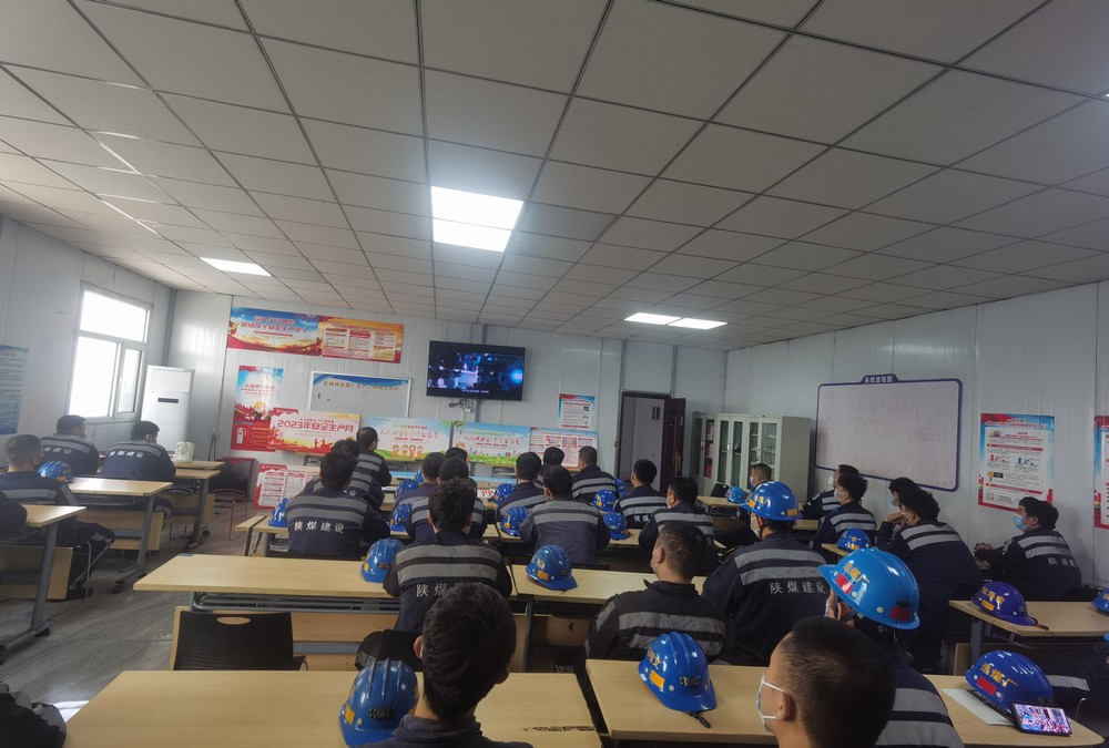 陜煤建設(shè)洗選煤運(yùn)營(yíng)公司紅柳林洗煤廠項(xiàng)目部：多措并舉戰(zhàn)高溫 保障安全有“涼”策