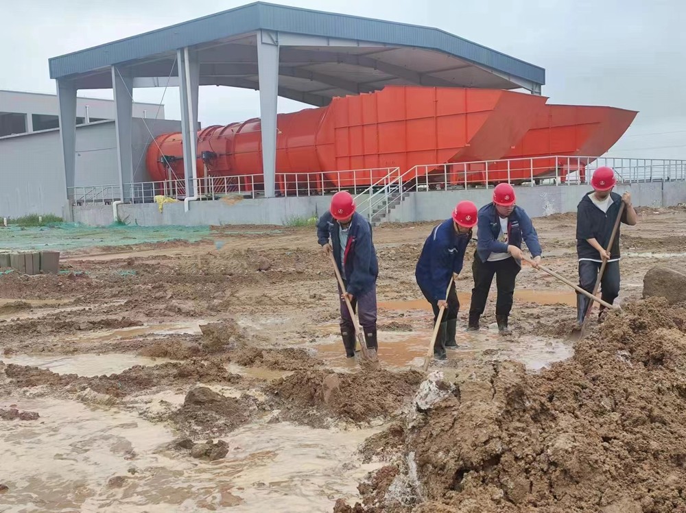 陜煤建設(shè)天工公司土建九部：防洪搶險(xiǎn)顯擔(dān)當(dāng)，共筑安全新防線