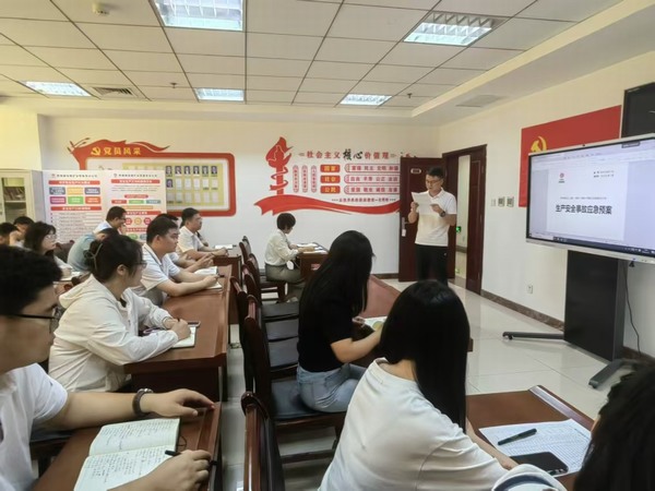 陜煤建設煤礦運營服務分公司：開展生產(chǎn)安全事故應急預案培訓活動  提升應急處理能力