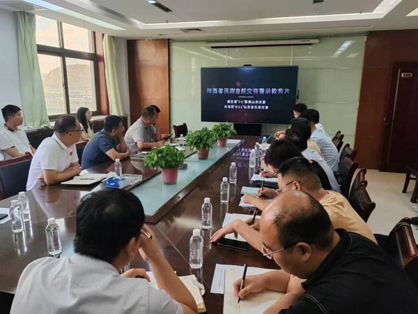 陜煤建設(shè)煤礦運(yùn)營(yíng)服務(wù)分公司：繃緊“安全弦”  守牢“安全關(guān)”