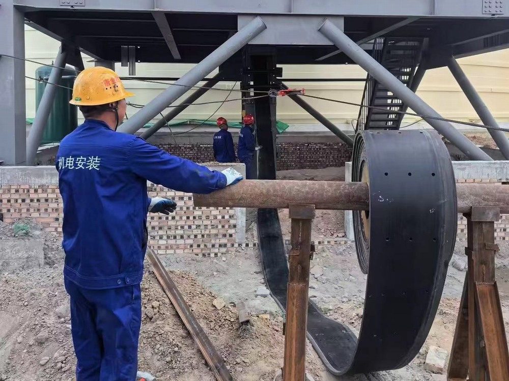 陜煤建設(shè)機(jī)電安裝公司涼水井項(xiàng)目部：全力拉滿工程“進(jìn)度條”