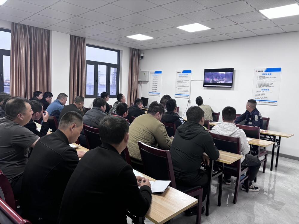 陜煤建設(shè)洗選煤運(yùn)營(yíng)公司榆陽(yáng)運(yùn)營(yíng)項(xiàng)目部：守護(hù)生命的“防火墻”，敲響防火警鐘