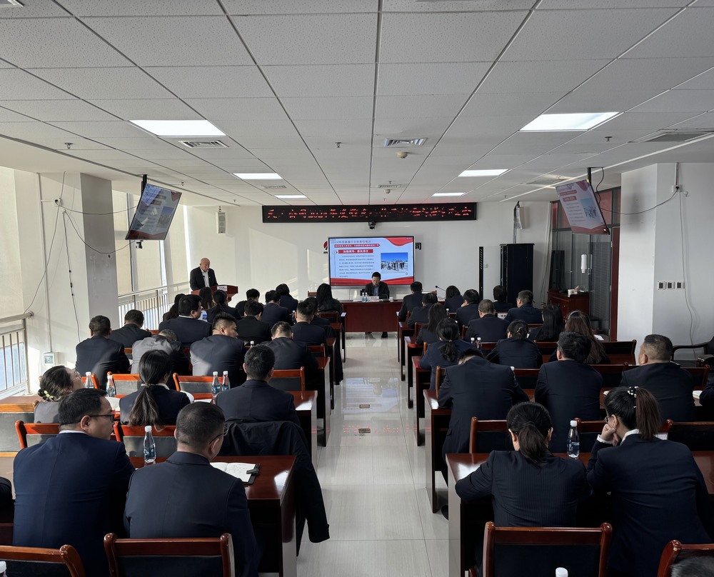 徐五才深入陜煤建設(shè)天工公司調(diào)研指導(dǎo)工作