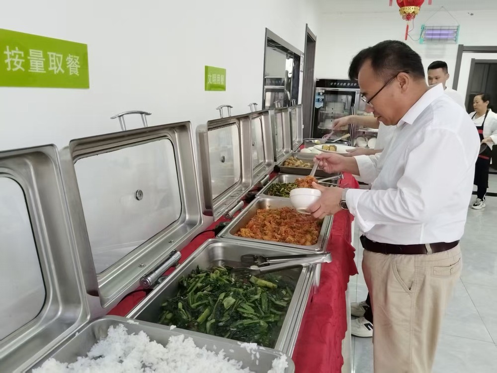 陜煤建設(shè)礦建三公司:從“舌尖”到“心間” 守護(hù)職工幸福”食“光