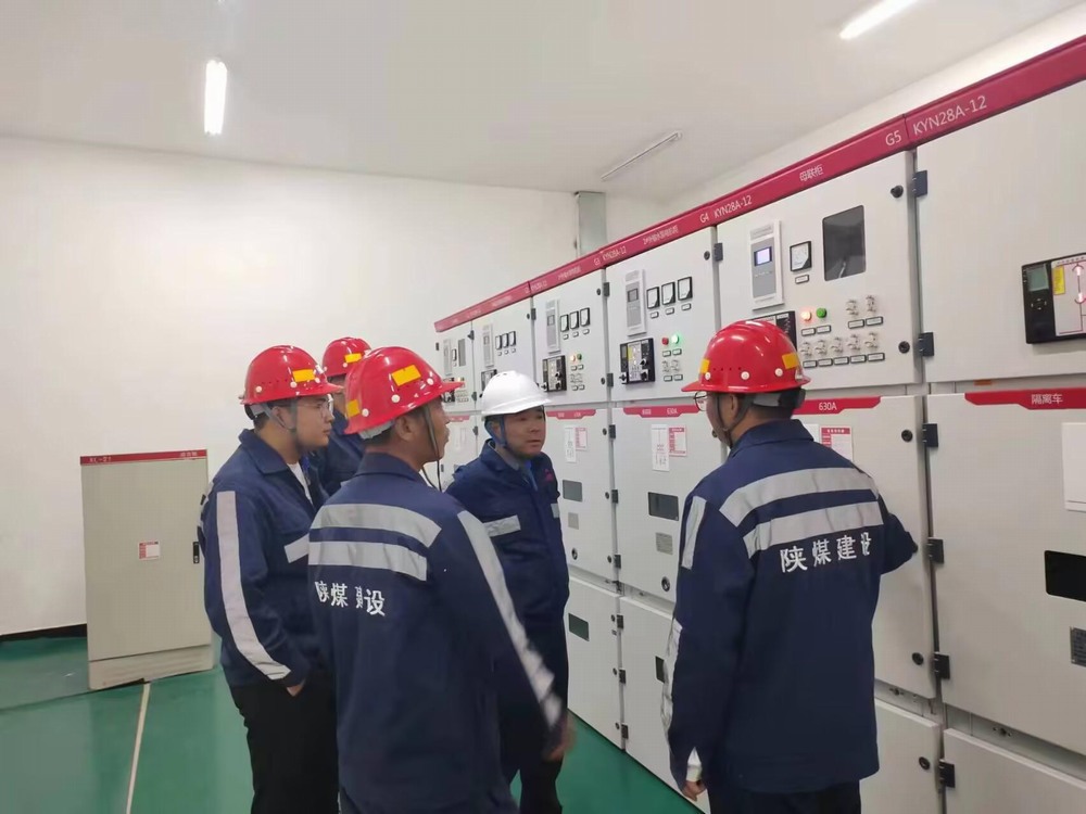 陜煤建設(shè)洗選煤運(yùn)營(yíng)公司第一項(xiàng)目部：戰(zhàn)高溫保進(jìn)度，掀起大干熱潮