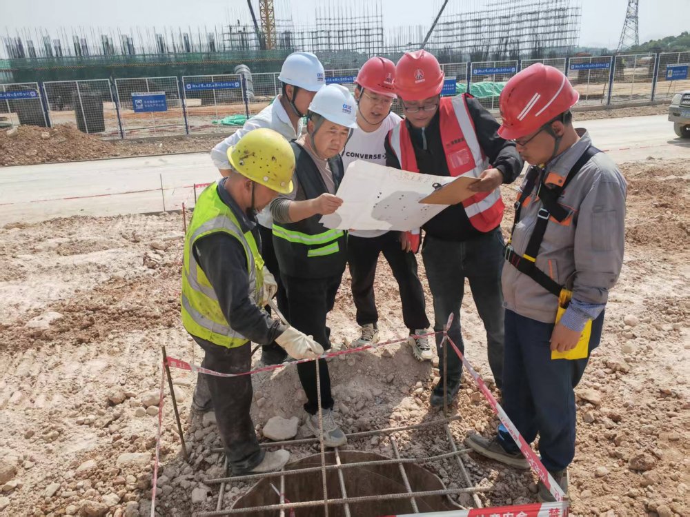 陜煤建設(shè)天工公司：“黨建＋”匯聚磅礴力量，驅(qū)動(dòng)高質(zhì)量發(fā)展新引擎