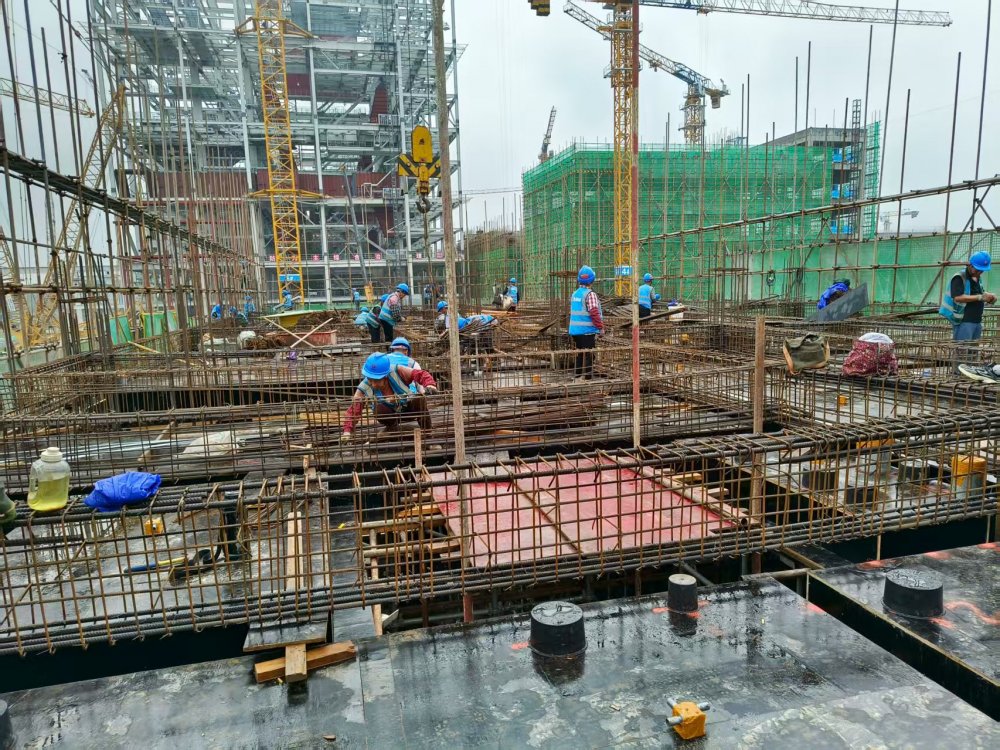 陜煤建設(shè)韓城分公司土建四項(xiàng)目部：雙節(jié)攻堅(jiān)奏強(qiáng)音，項(xiàng)目建設(shè)破浪行