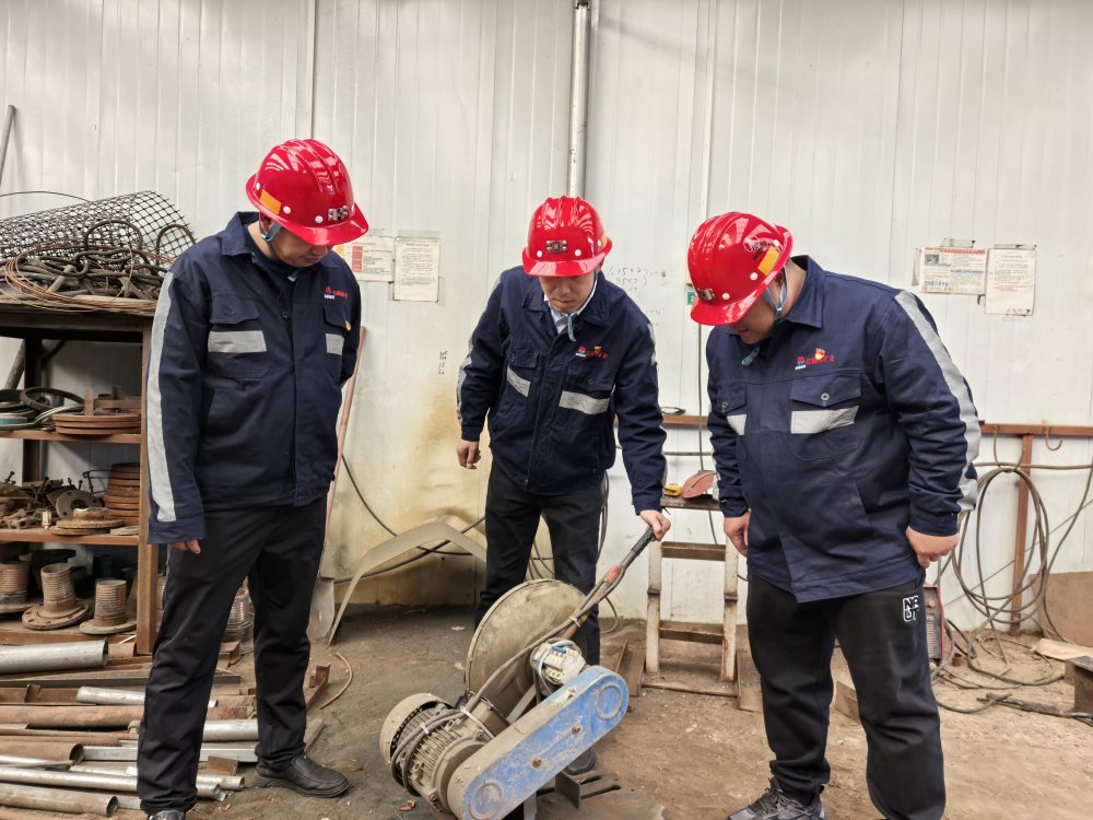 陜煤建設礦建三公司:黨員進班組 合力促發(fā)展