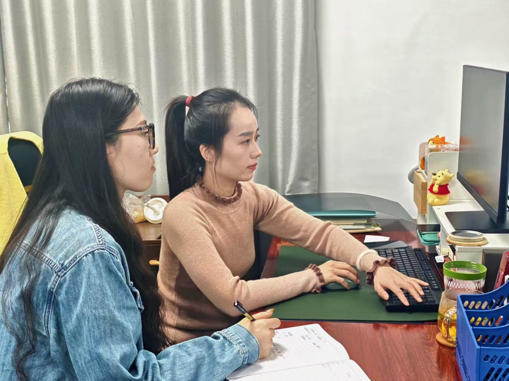 “賬”里春秋藏嚴(yán)謹(jǐn)，學(xué)中奮進(jìn)護(hù)發(fā)展