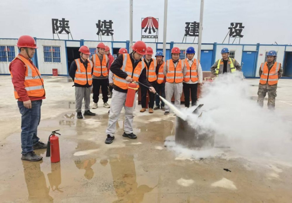 陜煤建設(shè)西北分公司：雙措并舉筑防線 安全護(hù)航促生產(chǎn)